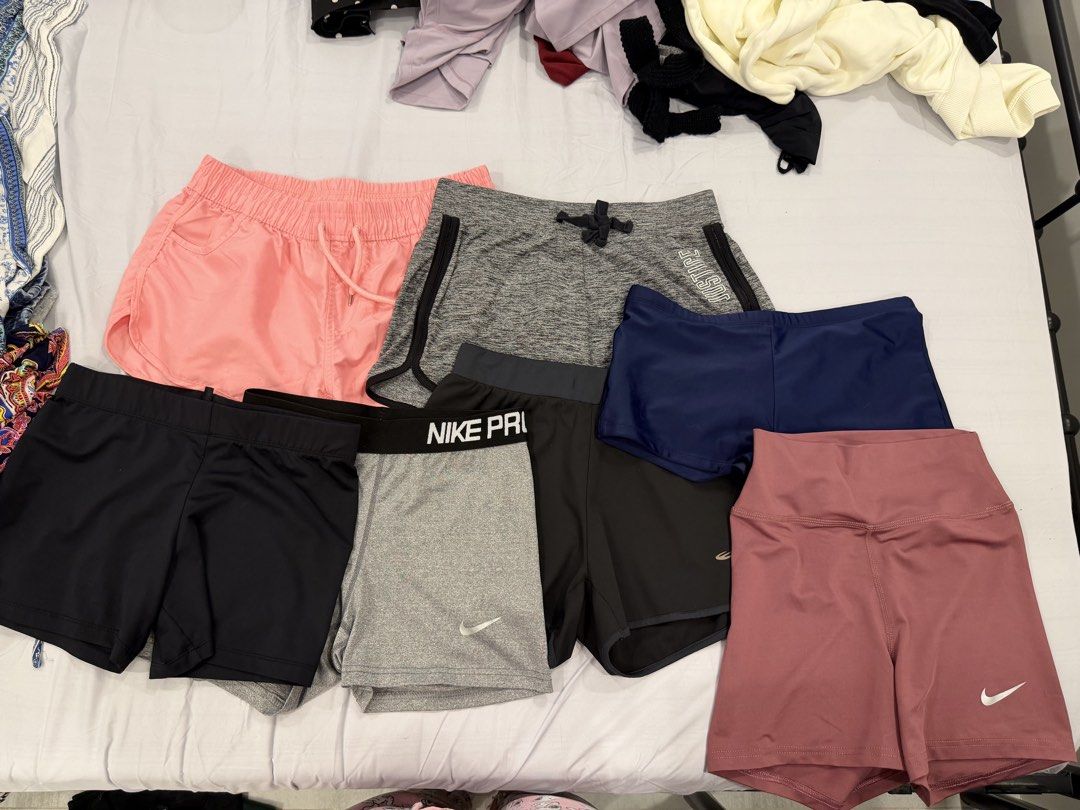 Active shorts set of 7 (Category: Shorts) located in Las Pinas. Submitted by felicianoh40332 (Listing ID 1460820137, Image 1). Description: Set of 7.