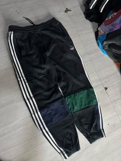 (Category: ) located in . Submitted by nb_thriftshop (Listing ID 1460891192, Image 1). Description: .