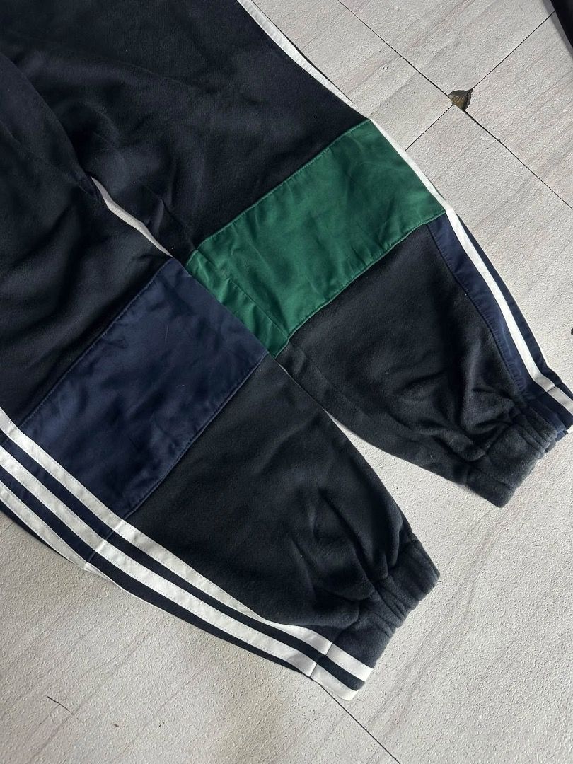 Adidas Black jogging Pants with White Stripes (Category: Other Bottoms) located in Manila. Submitted by nb_thriftshop (Listing ID 1460891192, Image 2). Description: adi jogging pants waist 24 to 30 has lace and garter length 35 thigh 12 no issue need wash .