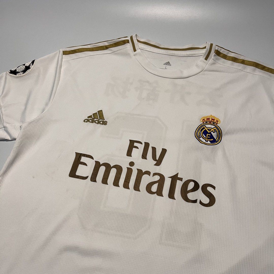 ADIDAS FLY EMIRATES SOCCER JERSEY (Category: Tshirts & Polo Shirts ) located in Argao. Submitted by rarecollective. (Listing ID 1460890175, Image 3). Description: ADIDAS FLY EMIRATES SOCCER JERSEY •Size: Large •📐: W21*L28 •Condition: Good Condition •Color rate: 9.8/10 •Issue: Minimal Mold on back part •Price: 649.00🏷️📨 No Cod Mop: Gcash 📍Mandaue city.