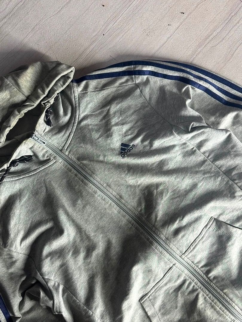Adidas fullzip with hoodie (Category: Coats, Jackets and Outerwear) located in Manila. Submitted by nb_thriftshop (Listing ID 1460901350, Image 2). Description: adi full zip hoodie 26 length 21 width medium to large no issue need wash.