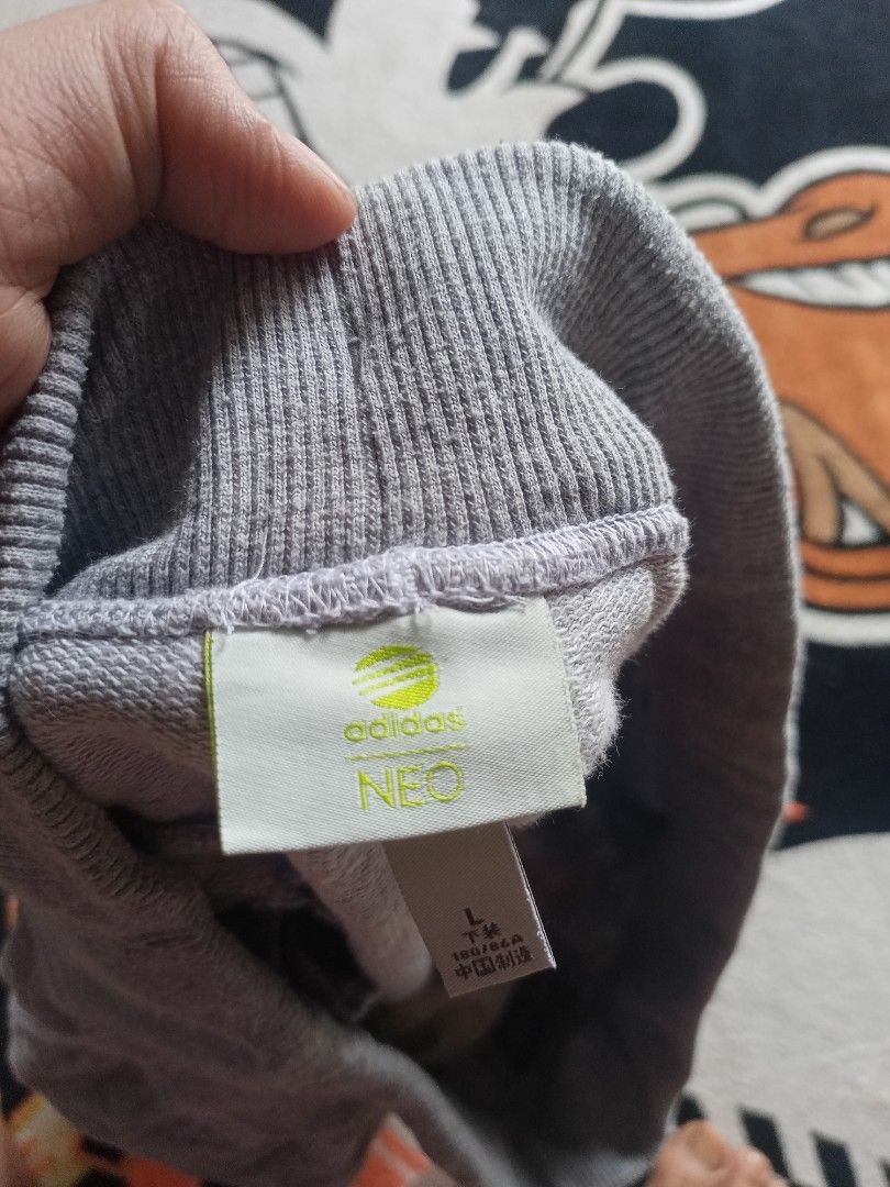 Adidas Gray Shorts (Category: Shorts) located in Castilla. Submitted by stignapamorma (Listing ID 1460836755, Image 3). Description: Branded Thrifted Cotton Shorts Size - 30-33x22 Condition - Excellent Color Rate - 9/10 Issue - None Price - 450+SF.