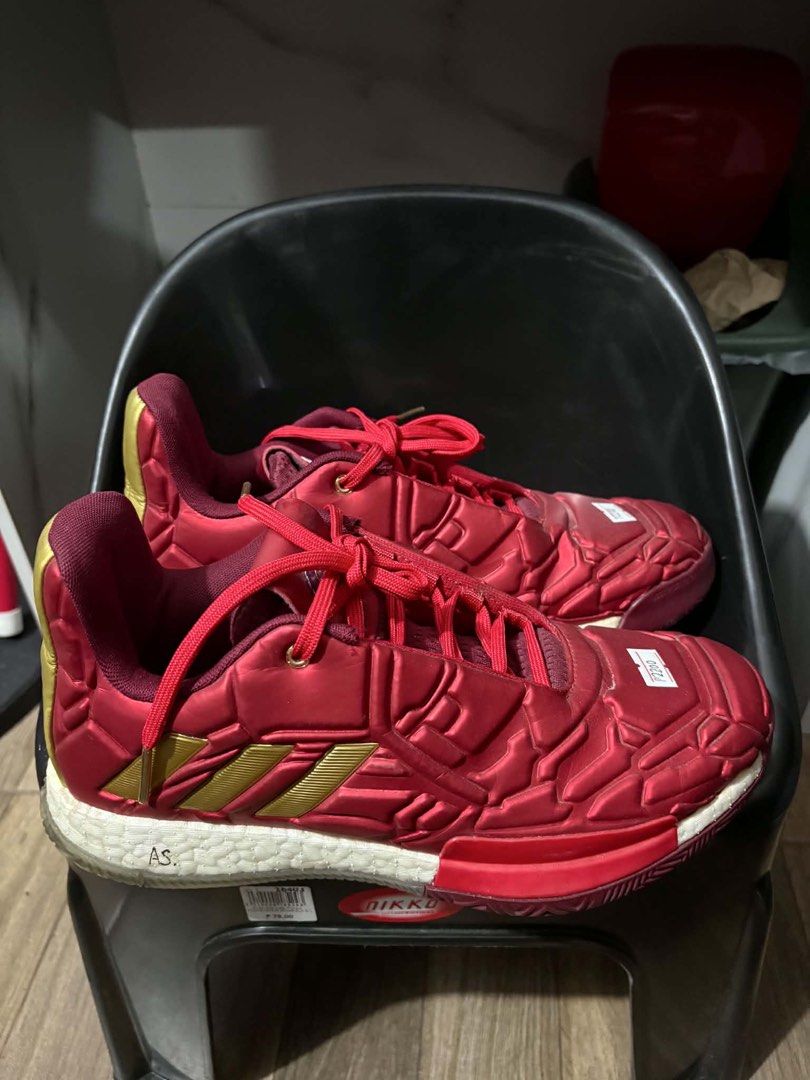 Adidas james harden (IRON MAN) (Category: Dress Shoes) located in Manila. Submitted by kingblaize (Listing ID 1460793668, Image 1). Description: Adidas iron man .