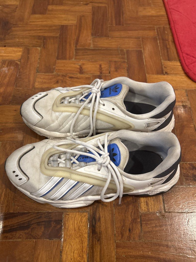 Adidas Lifestyle Shoes (Category: Casual Shoes) located in Quezon City. Submitted by bastilrodriguez (Listing ID 1460762872, Image 3). Description: Authentic. Purchased from Sole Academy. Can provide additional photos. Only shipping available..