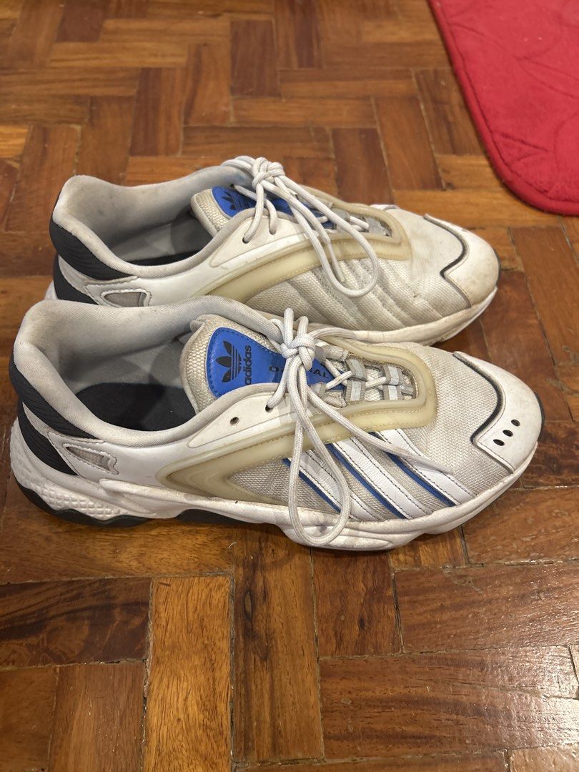 Adidas Lifestyle Shoes (Category: Casual Shoes) located in Quezon City. Submitted by bastilrodriguez (Listing ID 1460762872, Image 1). Description: Authentic. Purchased from Sole Academy. Can provide additional photos. Only shipping available..