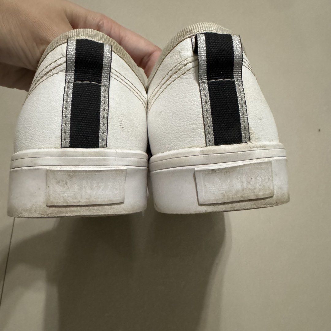 Adidas Nizza UK 3 1/2 US 4 (Category: Sneakers) located in Cagayan de Oro. Submitted by kheyx (Listing ID 1460776411, Image 3). Description: needs washing lng no cracks on leather 22.5 CM.
