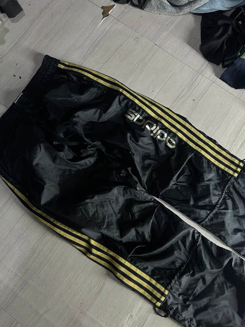 Adidas pants (Category: Trousers) located in Manila. Submitted by nb_thriftshop (Listing ID 1460901623, Image 2). Description: adi pants waist 26 to 32 length 40 leg hole 9 no issue need wash.
