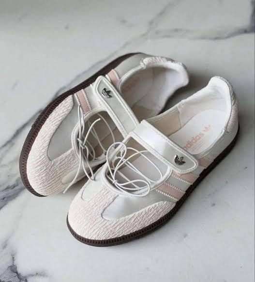 Adidas Samba Jane “Cloud White Pink” (Category: Flats & Sandals) located in Caloocan City. Submitted by clicknshop2nd (Listing ID 1460815169, Image 1). Description: Adidas Samba Jane “Cloud White Pink” 6999 Only Sizes: US 5.5/6/7 W Guaranteed 💯% Authentic/Original Onhand Ready To Ship Moneyback Guarantee If Proven Fake Ship Via JRS/Toktok/Lalamove DM Us For Inquiries ❌ No Reservation | No Swap ❌ NO COD | NO COP ❌ No Return No Exchange Policy (PL