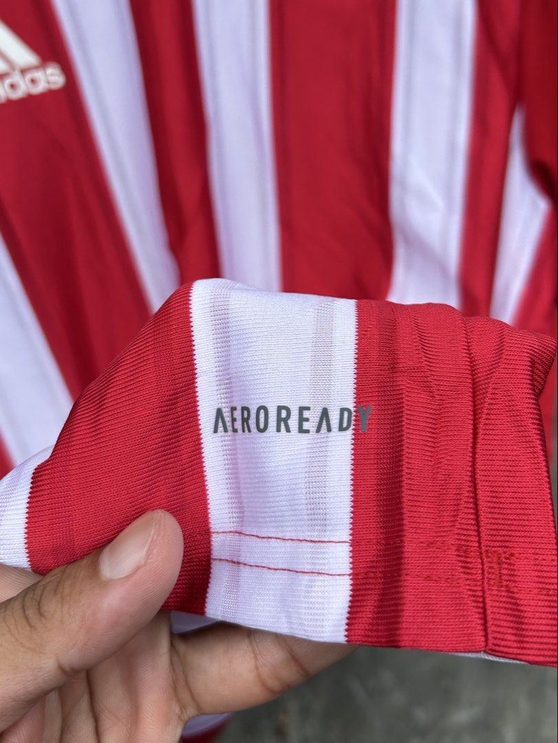 Adidas Stripes 21 Tee (Category: Tshirts & Polo Shirts ) located in Tuguegarao City. Submitted by 2giefinds (Listing ID 1460756571, Image 3). Description: Size: Large Dimes: W:20 x L:39 Condition: Excellent - As new Color Rate: 10/10 Issue: ❌.