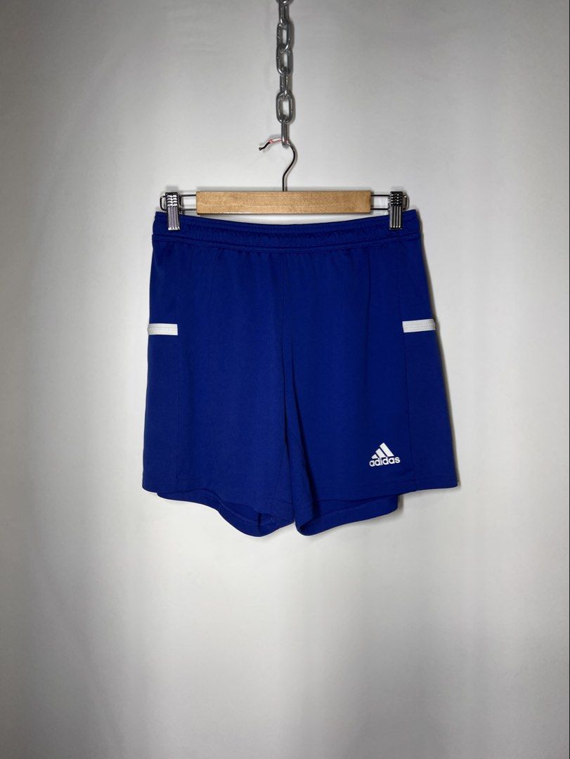 Adidas T16 Climacool Shorts (Category: Shorts) located in Manila. Submitted by randsclothingstore (Listing ID 1446230775, Image 1). Description: BRAND: Adidas Size (Inch) ‼️Medida Size‼️ : W 28-34 | L 15 Color Rate: 10/10 Condition: Brand New Issue: None ‼️ Thrifted item — please manage your expectations, authenticity is not guaranteed (check photos for tags!) 🧼 Items have been stored or thrifted — we highly recommend washing before wearing. 💡 