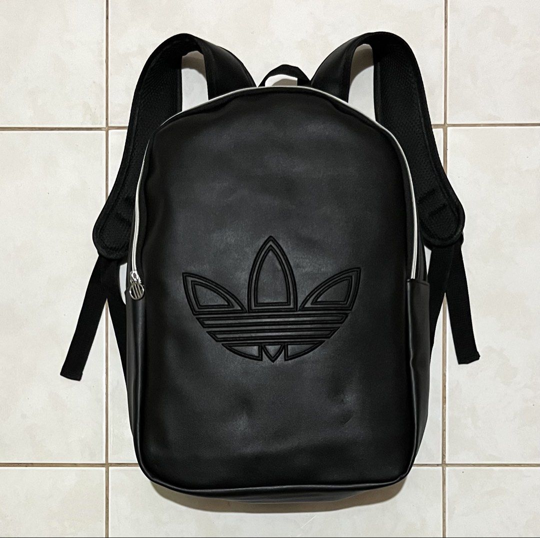 ADIDAS TREFOIL LEATHER BACKPACK (Category: Backpacks) located in Cavite. Submitted by drip_syndicate (Listing ID 1460915995, Image 1). Description: -25 LITERS CONDITION: 9.8/10 COLOR RATE: 9.8/10 NO ISSUE .