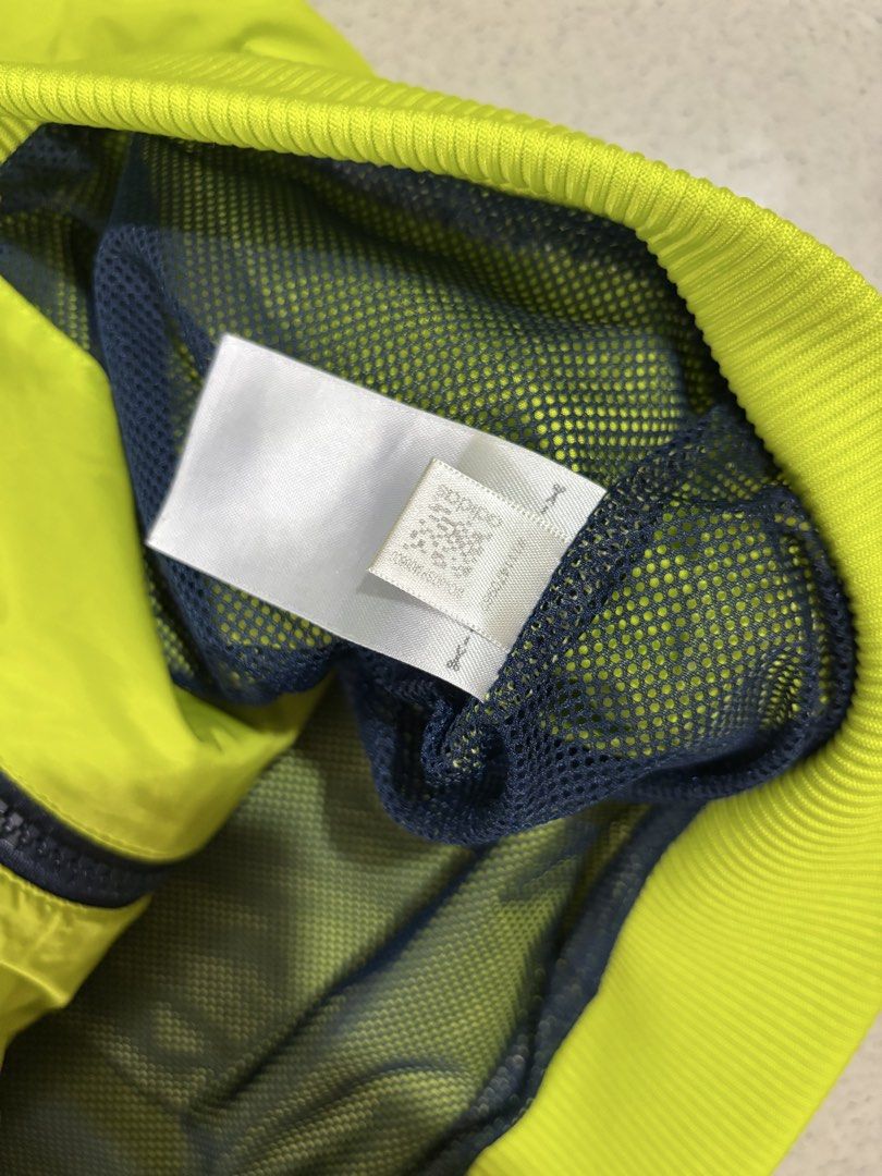 ADIDAS WINDBREAKER (Category: Coats, Jackets and Outerwear) located in Cagayan de Oro. Submitted by thriftcgyph (Listing ID 1460826025, Image 3). Description: ADIDAS WINDBREAKER ₱750 NO ISSUE COMPLETE TAGS 2XL ON TAG COLOR RATE: 9/10 L : 29 x W: 22.