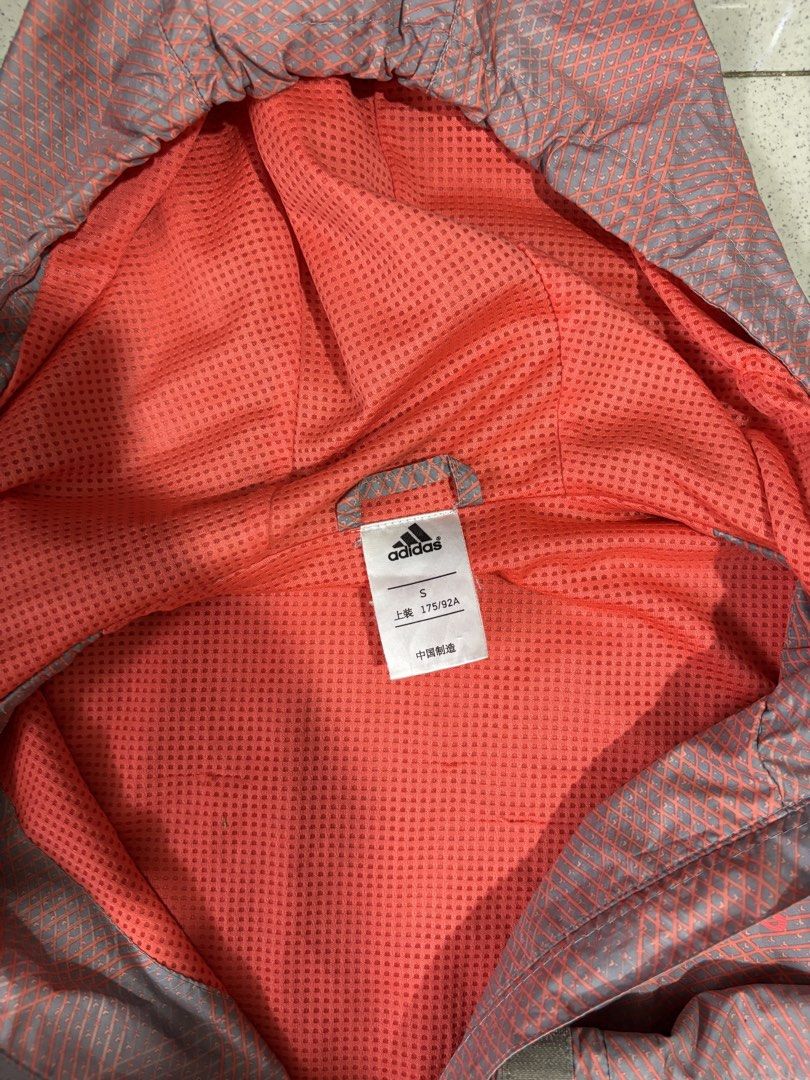 Adidas windbreaker (Category: Coats, Jackets and Outerwear) located in Cagayan de Oro. Submitted by thriftcgyph (Listing ID 1460836874, Image 2). Description: ADIDAS WINDBREAKER ₱450 ISSUE STAIN IN RIGHT ARM COMPLETE TAGS S ON TAG COLOR RATE: 8/10 L : 26 x W: 21.