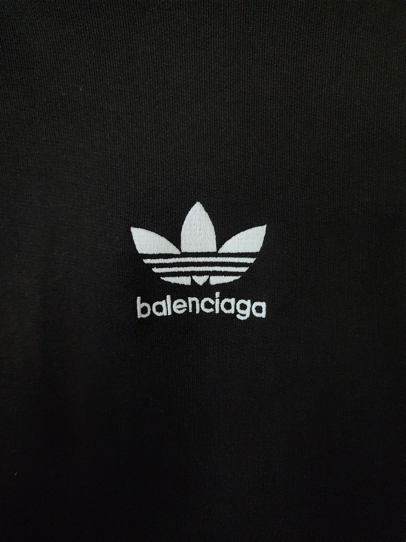 Adidas X Balenciaga pullover hoodie (Category: Coats, Jackets and Outerwear) located in Real. Submitted by raphy2019 (Listing ID 1460768257, Image 2). Description: .
