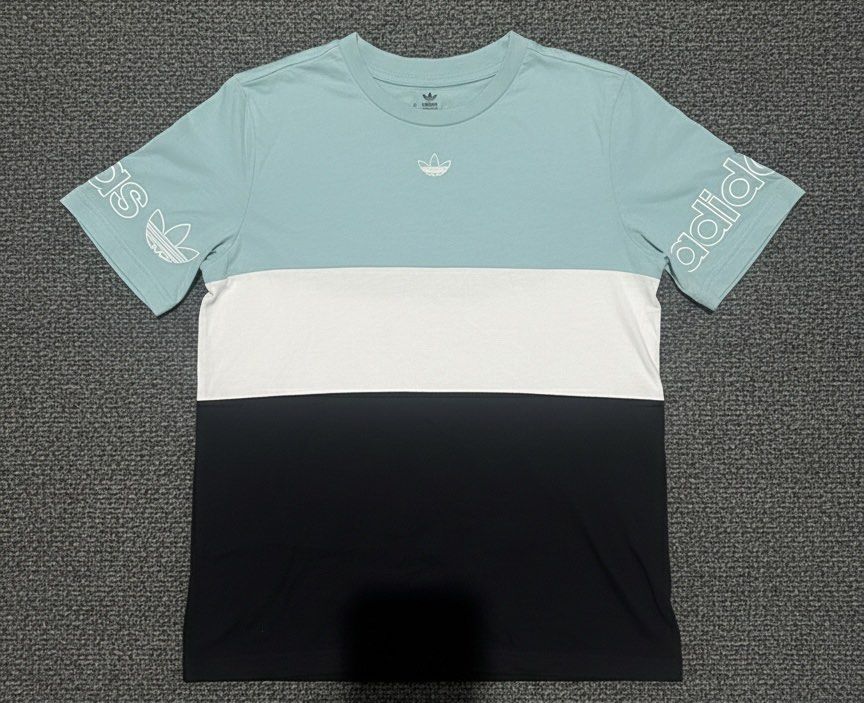 Adidas Youth Panel Tee and Short Set (Category: Babies & Kids Fashion) located in Manila. Submitted by got_loots (Listing ID 1460782726, Image 2). Description: WTS❗️❗️❗️ Adidas Youth Panel Tee and Short Set In Very Good Condition Kids 11-12 ₱700 Only .