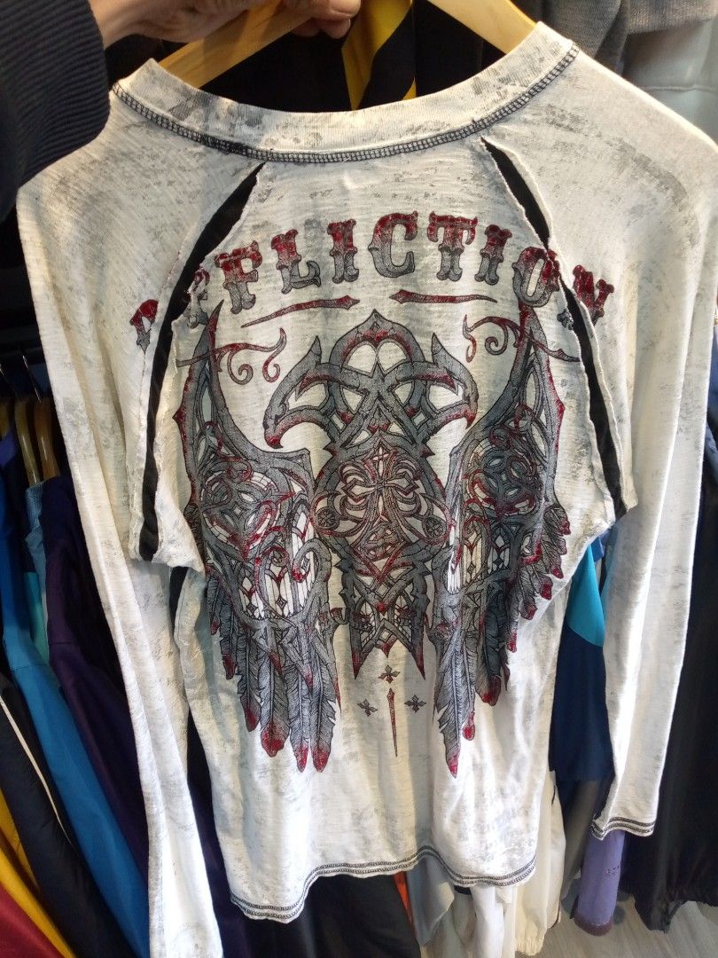 Affliction Sweatshirt (Category: Coats, Jackets and Outerwear) located in Dipolog. Submitted by street_value (Listing ID 1460655408, Image 3). Description: No issue Size L.