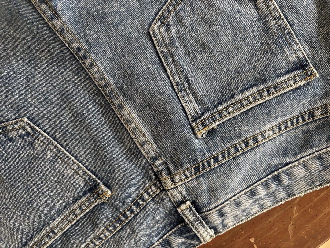 AIMILAN Blue Distressed Denim Shorts Size 29 (Category: Shorts) located in Calamba. Submitted by s3r3s4 (Listing ID 1460749475, Image 3). Description: - Blue denim shorts - Distressed details - Frayed hem - Classic five-pocket style - Zip fly and button closure - Comfortable and stylish for casual wear - Ideal for summer outfits.