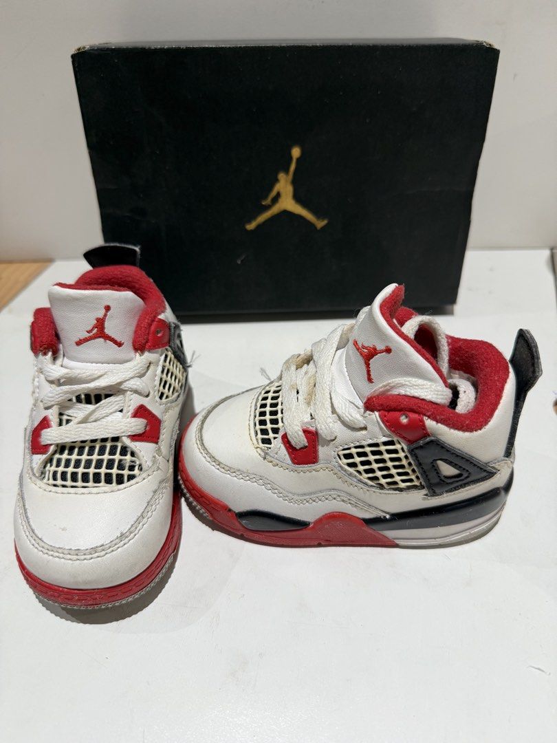 Air Jordan 4 Ref Thinder (Toddler) (Category: Babies & Kids Fashion) located in Paranaque City. Submitted by nurseviiij60533 (Listing ID 1460758896, Image 1). Description: Nike Air Jordan 4 Retro Red Thinder (Toddler) Size: 5C / UK 4.5 / EUR 21 / 11 cm Color: White / Fire Red / Black / Tech Grey Preloved and well-loved, but still in good used condition. Comes with the original Jordan box. Note: shoes show normal signs of use, including some dirt 