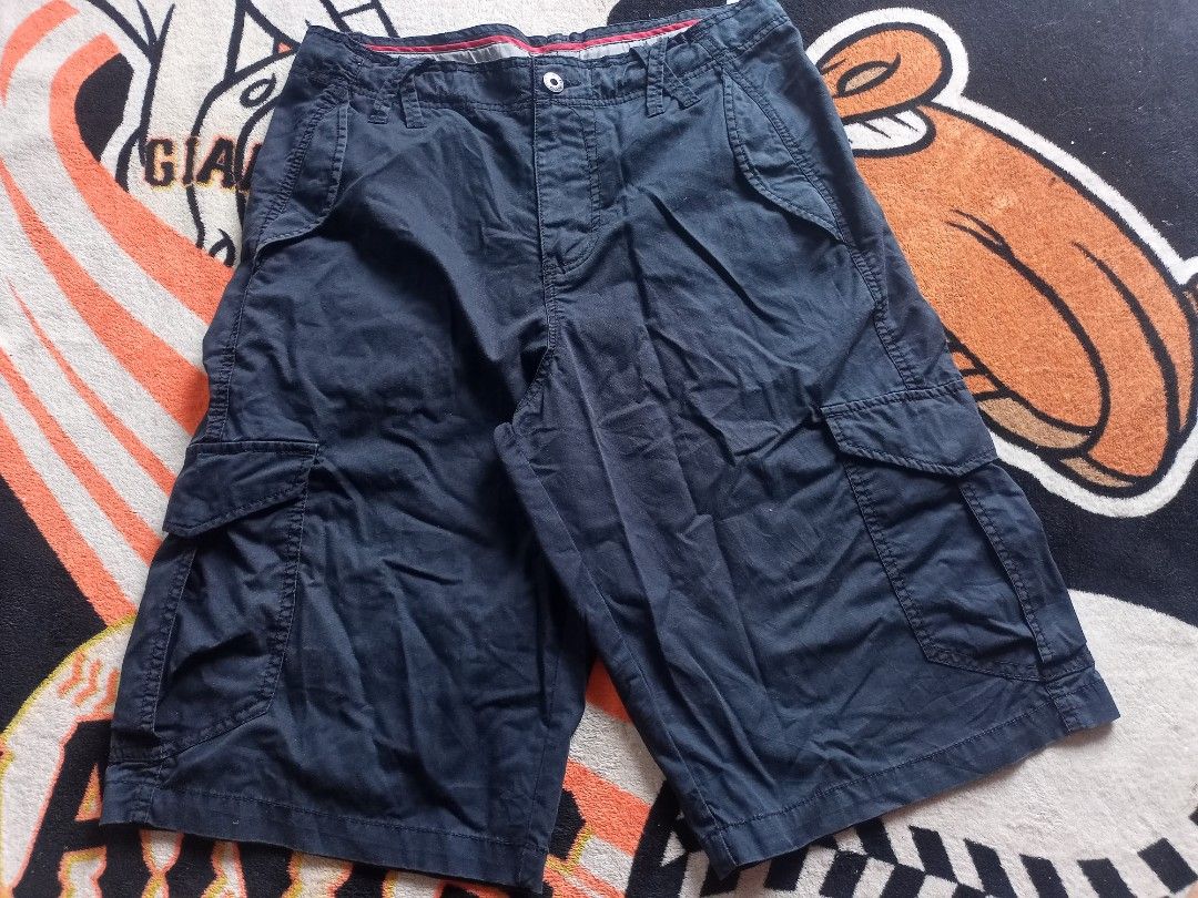Air Jordan Six Pocket Shorts (Category: Shorts) located in Castilla. Submitted by stignapamorma (Listing ID 1460837295, Image 1). Description: Branded Shorts ( Thirfted x Ukay ) Size - 32x34 Condition - Excellent Color Rate - 9/10 Issue - None Price - 600+SF.
