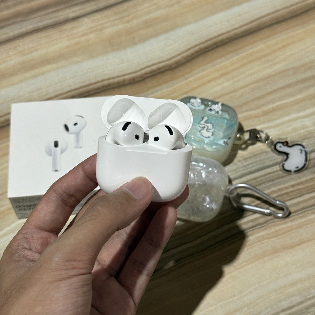 AirPods 4 ANC (Category: Earphones) located in Bulacan. Submitted by gabsattic (Listing ID 1460750210, Image 1). Description: Selling!!! AirPods 4 with Active Noise Cancellation - The buds are brand new, just one month old since being replaced through Power Mac Center kaya battery life is good (can provide documentation as proof) - No issues - Ready to use - Charges via Type C or wireless charging - Inclusions: unit, box, 2 cases Shipping is avai