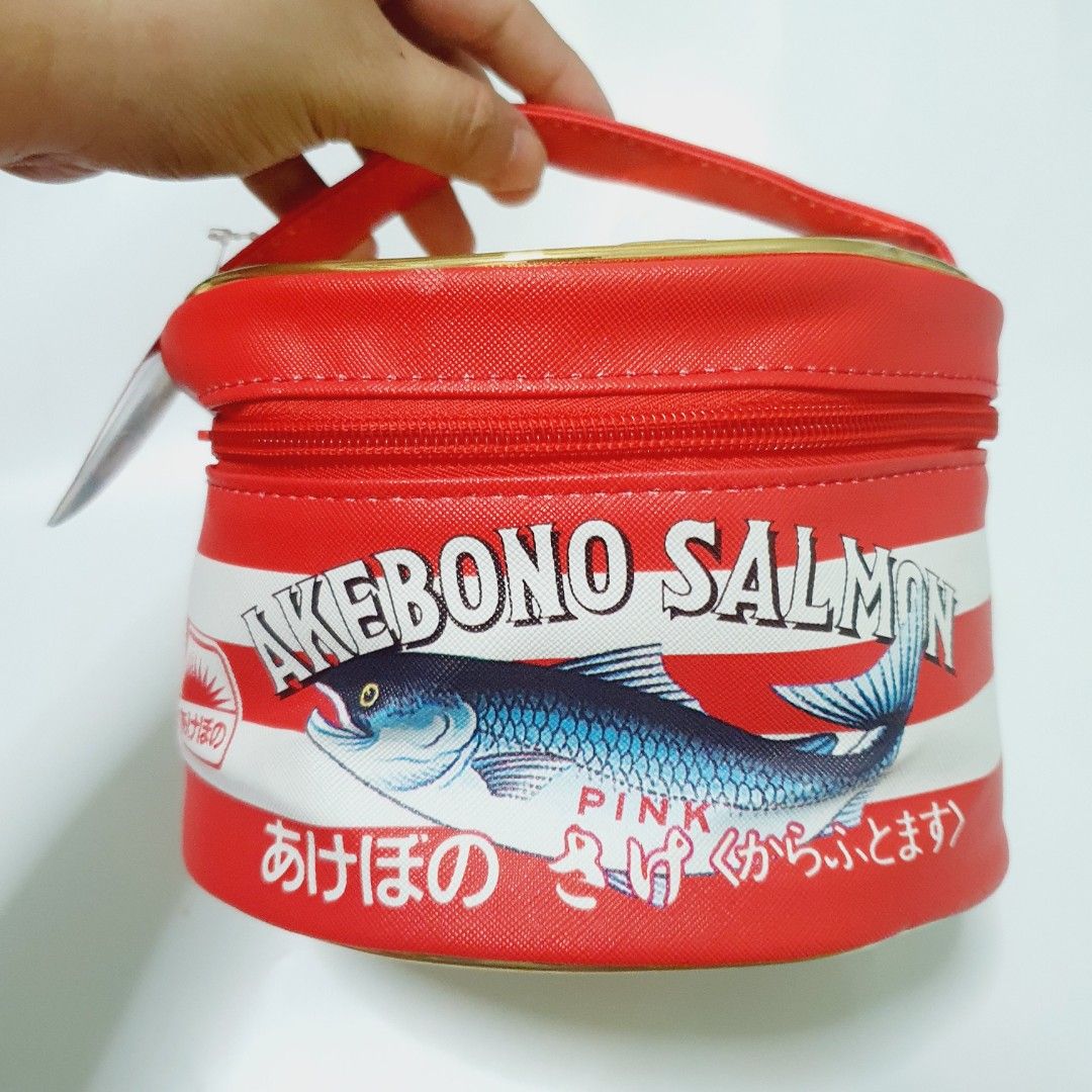 Akebono Salmon Can Vanity Pouch Bag (Category: Purses & Pouches) located in Taytay. Submitted by kyo.mono (Listing ID 1460757274, Image 1). Description: 💟Follow us on IG: kyo.mono for faster replies TikTok: kyo.mono_ for videos and review Brand new with paper tag Auth from Japan Actual photo posted.