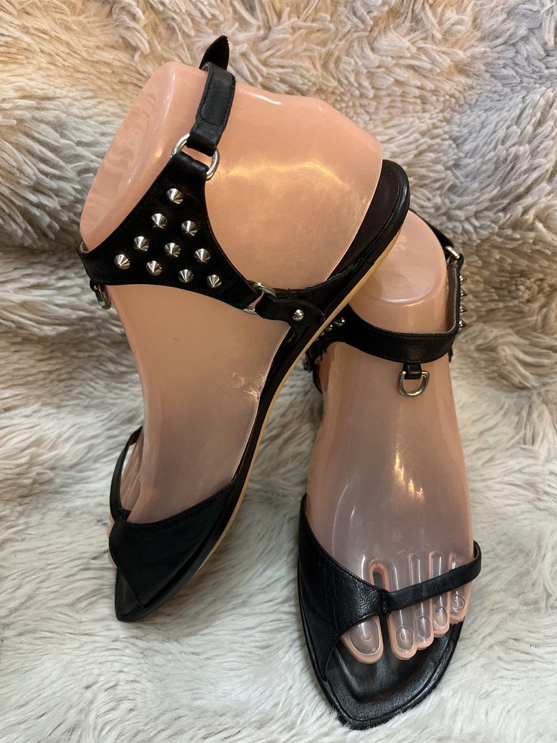 Alexander McQueen❤️ (Category: Sandals) located in Davao. Submitted by joe_rach1 (Listing ID 1460841538, Image 2). Description: Genuine leather Size 7 Japan Missing one studs.