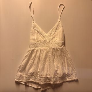 (Category: ) located in . Submitted by kaelian_couture (Listing ID 1460782806, Image 1). Description: .