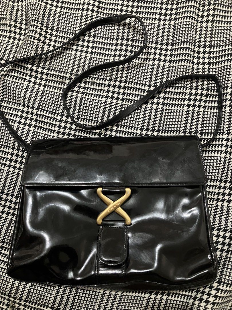 Ann Klein leather shoulder bag (Category: Shoulder Bags) located in Angeles City. Submitted by jnwsurplus (Listing ID 1460739048, Image 1). Description: Plsss see pictures 22cm by 17 Add sf .