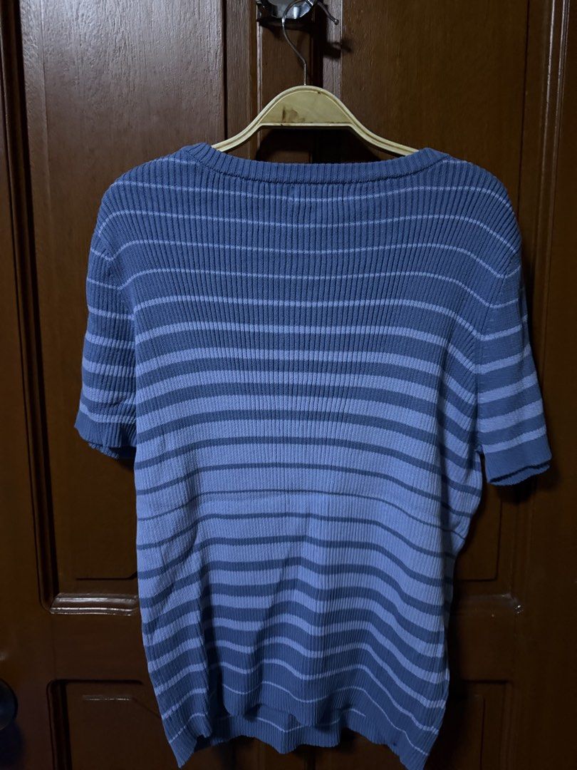 Apple & Eve Stripes Knit Top (Category: Blouses) located in Pasig City. Submitted by aprilluxcloset0812 (Listing ID 1460842850, Image 3). Description: RFS: decluttering EVERYTHING MUST GO‼️Just make a reasonable offer ❤️ All items ON HAND, handled with love, ready to ship! STORE POLICY: 📌Payment first, SHIPPING ONLY once fully paid (NO meet-ups; NO LALAMOVE RIDER BOOKING then tska MAGGCASH). ‼️WAG NA MAGMESSAGE SA AKIN KUNG COD LALAMOVE/ COP LBC