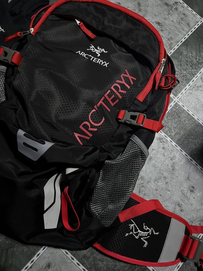 Arcteryx bag (Category: Hiking & Camping) located in Manila. Submitted by jj_thrift (Listing ID 1460897510, Image 3). Description: Arcteryx hiking bag 30+5 liters As new condition No flaws Complete set with raincover .