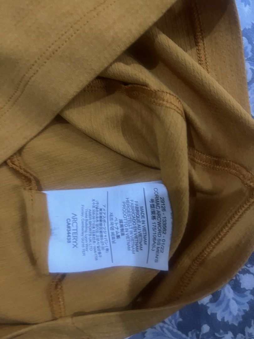 Arc’teryx drifit shirt (Category: Tshirts & Polo Shirts ) located in Batangas. Submitted by gavsandrix (Listing ID 1460723118, Image 3). Description: Arc’teryx drifit shirt.