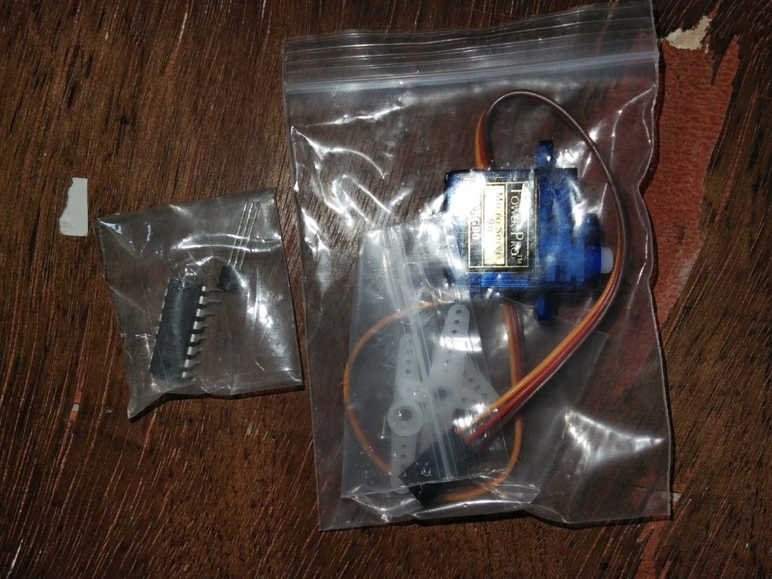 Arduino Starter Kit (Category: Announcements) located in Manila. Submitted by chaxcx (Listing ID 1460753033, Image 3). Description: FOR SALEE: Arduino Starter Kit 800 nalang (+sf pag delivery) 📌 Never used, naka-stock lang, naka sealed d pa nabubuksan 📌 Complete set as shown in photos (wala lang box) Lalamove delivery or pick up bulacan payment first RFS: Hindi na nagagamit, nakatambak lang. PM po sa interested/sure buyer..
