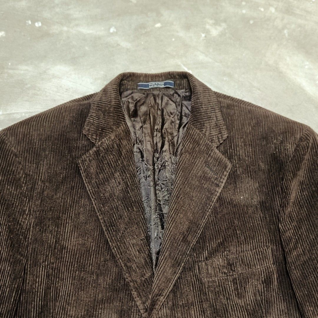 Arnold brant brown Corduroy blazer jacket (Category: Coats, Jackets and Outerwear) located in Abucay. Submitted by gibzzz123 (Listing ID 1460770614, Image 3). Description: • All items are ON HAND and ready to be shipped/picked up. • Items are preloved/ukay, so please expect minimal signs of usage unless stated otherwise. • No major issues — good condition unless otherwise indicated in the listing. • Actual color may slightly vary due to lighting 