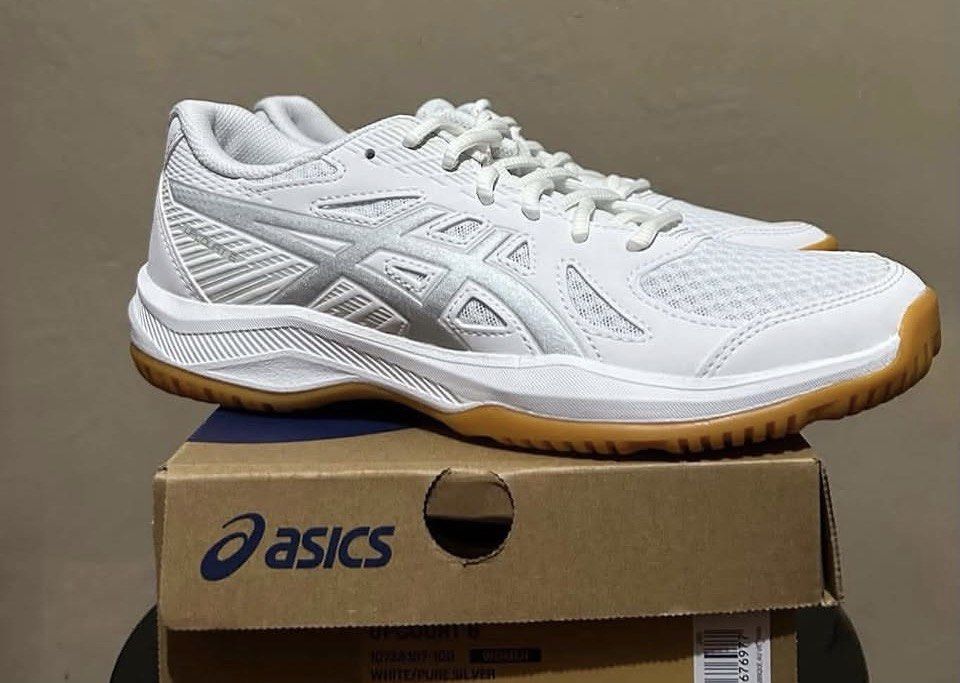Asics Upcourt 6 (Category: Sneakers) located in Manila. Submitted by stopshop26 (Listing ID 1460774650, Image 1). Description: Asics Upcourt 6 Metallic Silver Avail sizes: 6 6.5 7 7.5 8 8.5 9.5 Brand new and original Onhand and ready to ship.