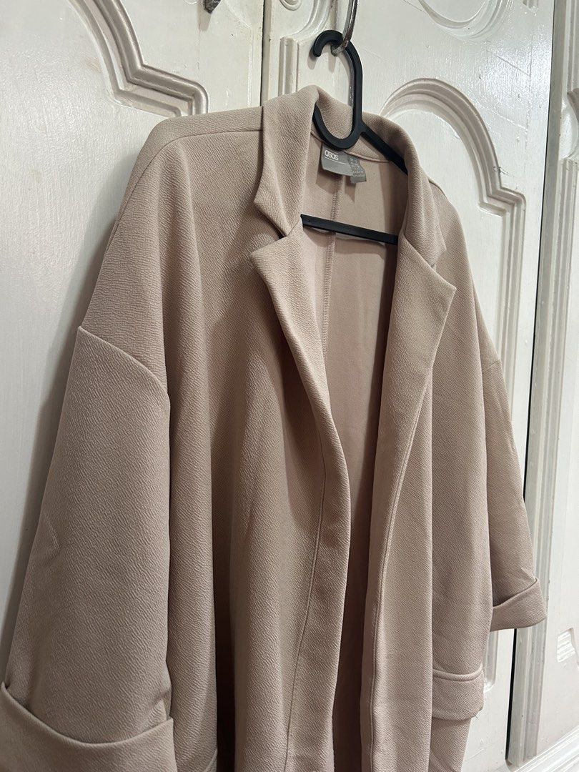 ASOS Oversized Blazer (Category: Coats, Jackets and Outerwear) located in Meycauayan. Submitted by ms.einz (Listing ID 1460759456, Image 2). Description: - Beige ASOS blazer - Oversized fit - Cuffed sleeves - Two front pockets - Made in Romania - Ideal for layering and versatile styling (dress up or down) #asos.