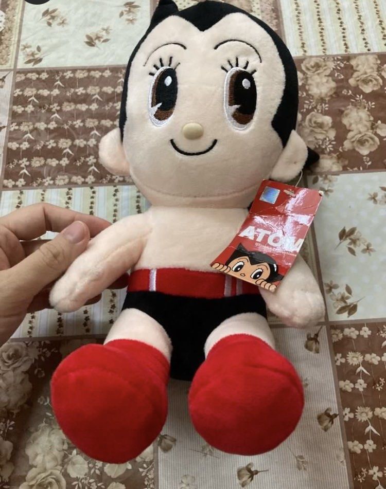 Astro Boy (Category: Figurines & Statues) located in Plaridel. Submitted by emilia.lily (Listing ID 1460745729, Image 1). Description: New From Japan 11 inches height.