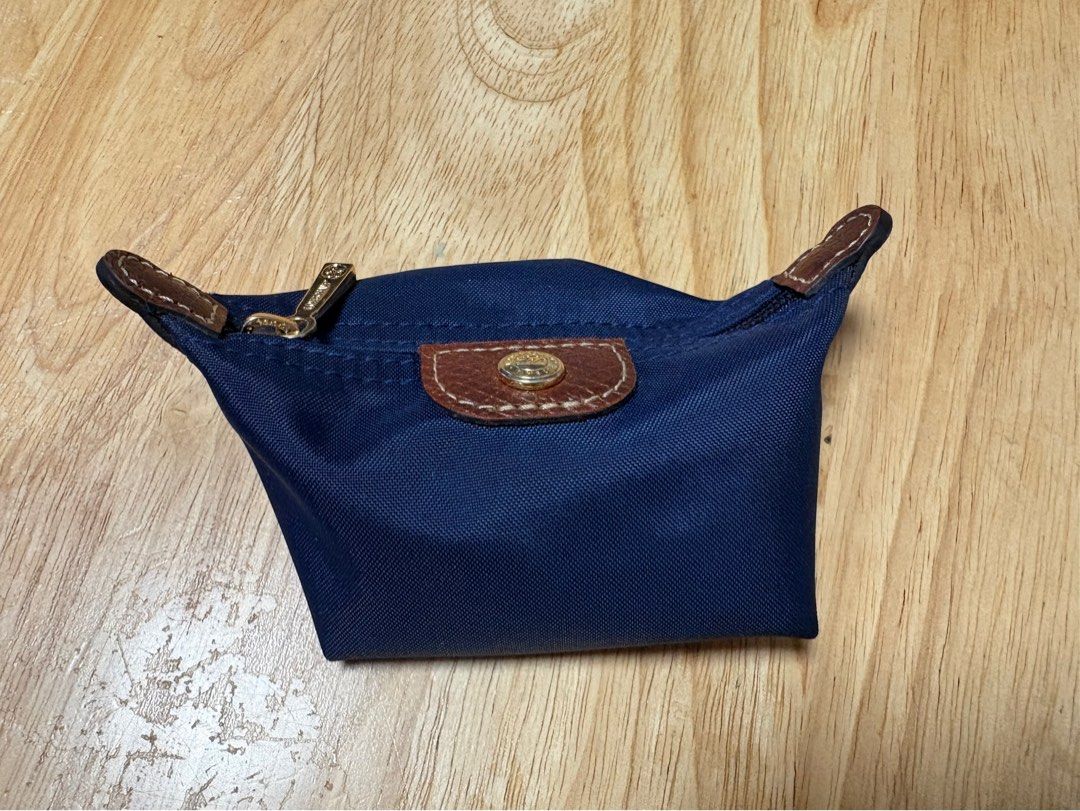 Auth Longchamp Coin Purse (Category: Purses & Pouches) located in Marikina City. Submitted by thrifty_trinkets_by_anais (Listing ID 1460817981, Image 1). Description: 🌸 Selling own preloved/brand new items for less - EVERYTHING is negotiable as long as REASONABLE in price 🤗 🙏🏻 Please also check my account for more marked down items 🫶 📍Marikina near S&R/Uniqlo 💳 Maribank/Maya/Gcash 🏍️ Grab/Lalamove/J&T (by schedule) 🗓️ Offers/Reservations