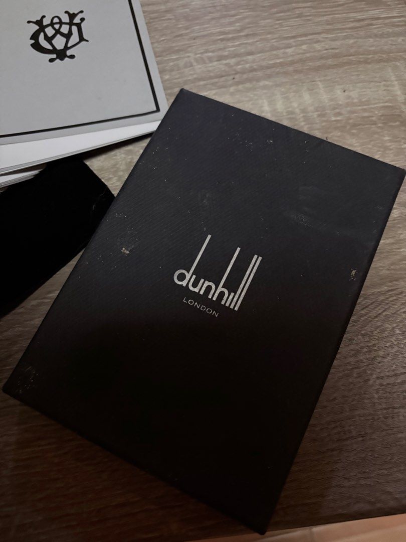 Authentic Alfred Dunhill Playing Cards Luxury Gift Set (Complete) (Category: Board Games & Puzzles) located in Manila. Submitted by marty2smoove (Listing ID 1460729347, Image 1). Description: NO ISSUES!.