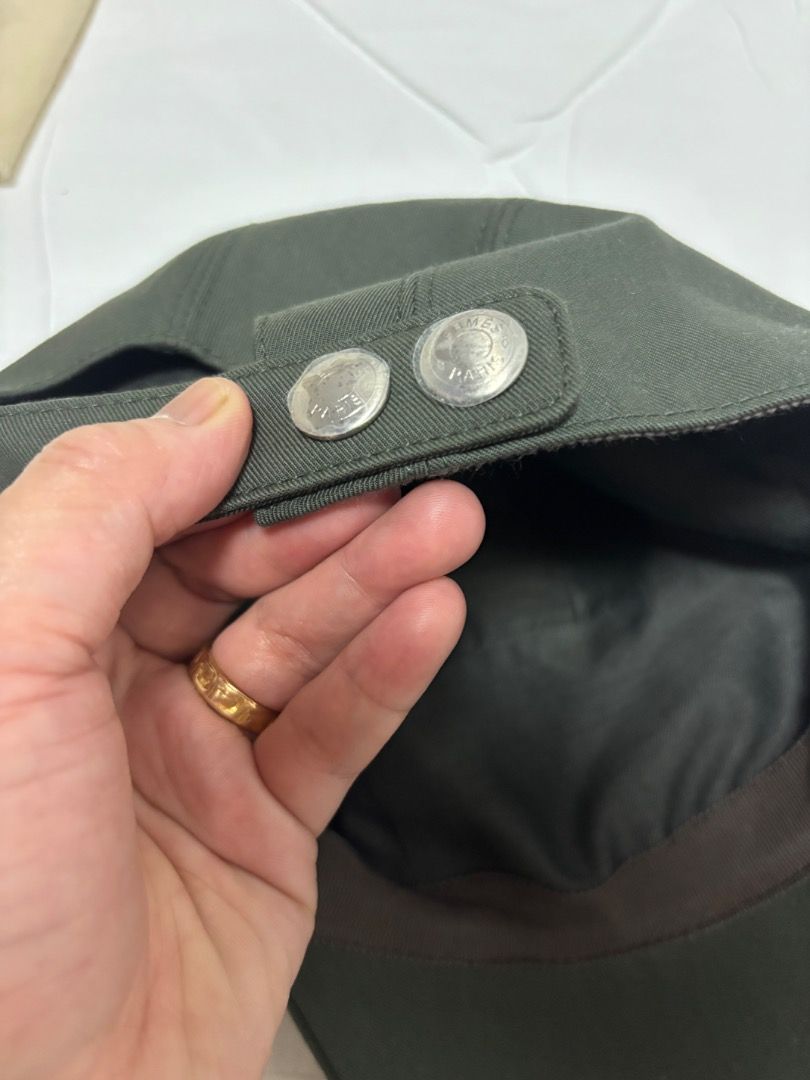 Authentic Hermes Cap (Category: Activewear) located in Quezon City. Submitted by yang0603_turtle (Listing ID 1460774697, Image 2). Description: Nevada Cap.