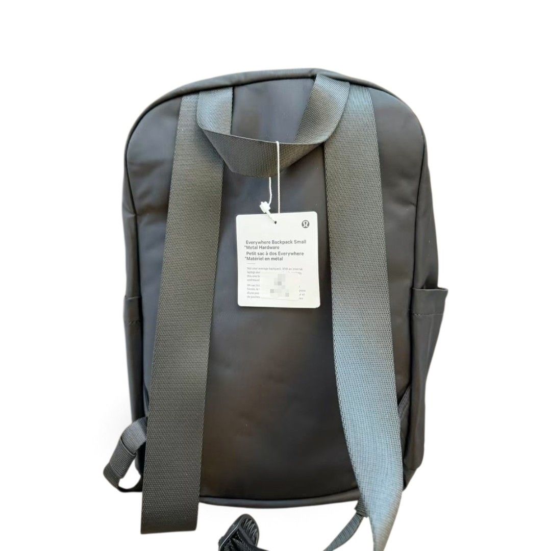 Authentic Lululemon Everywhere Backpack (Category: Backpacks) located in Manila. Submitted by gatrading (Listing ID 1460780927, Image 3). Description: .