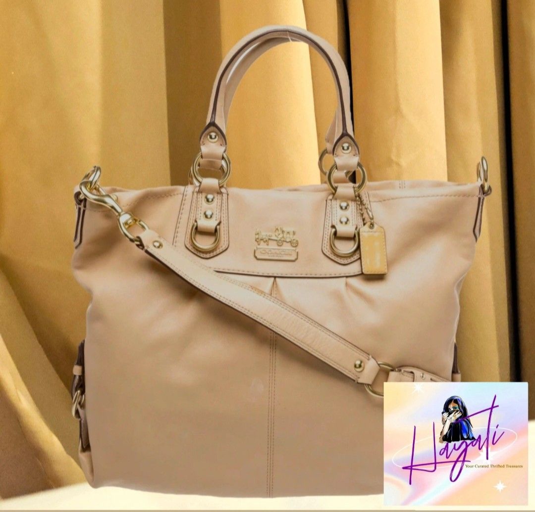 Authentic Vintage Coach Madison Julianne (Category: Luxury Bags & Wallets) located in Angono. Submitted by just.call.me_lazy (Listing ID 1460300878, Image 1). Description: ✨ Authentic Vintage COACH Madison Julianne Tote ✨ 👜 Spacious tote silhouette, supple leather 📌 Condition: Preloved, minor creed flaw 💼 Comes with original sling + hangtags 💰 ₱6,500 (negotiable) 🚚 Ready to ship nationwide via Lalamove & J&T Express 💬 DM for sure buyers #Vi