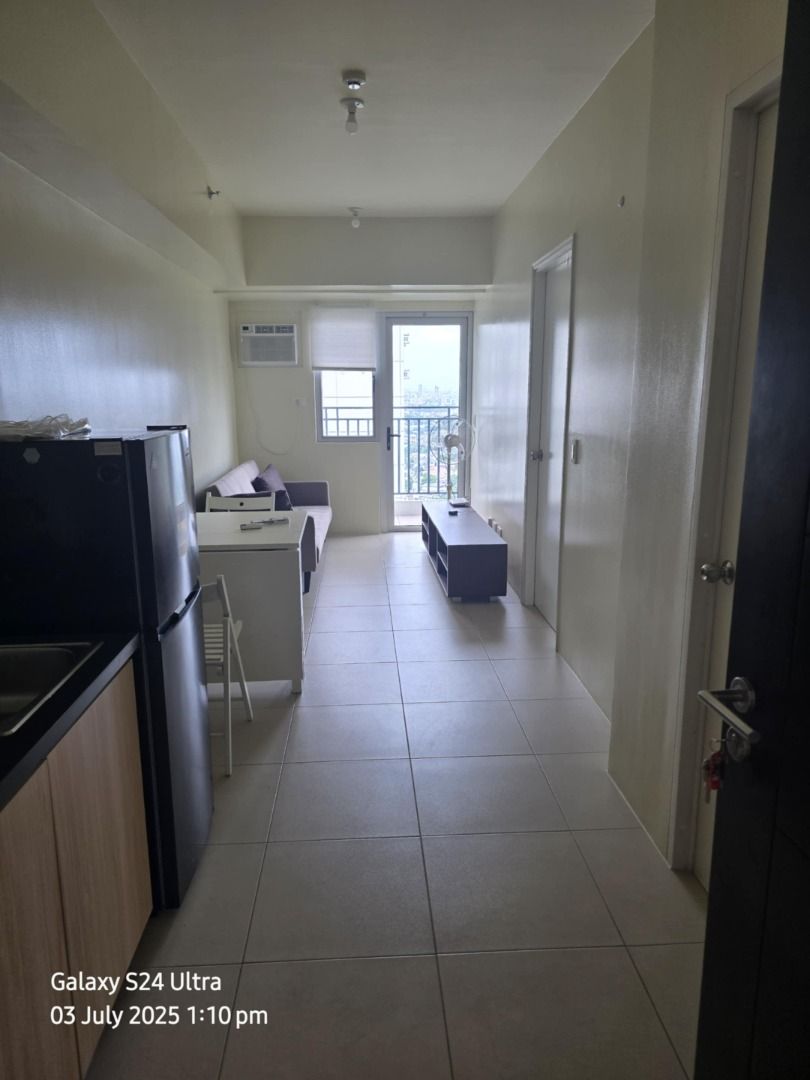 Avida Sola 1 Bedroom with balcony (Category: Apartments & Condos) located in Quezon City. Submitted by paadd (Listing ID 1460908897, Image 2). Description: For rent: Avida Sola Tower 2 1 Bedroom — Semi-Furnished 36 sqm | 28th floor | with balcony ₱ 22,000 inclusive of association dues Mode of Payment: 1 month advance, 2 months security deposit, and 11PDCs .