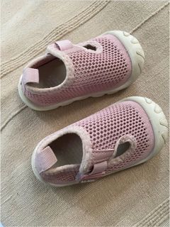 (Category: ) located in . Submitted by wanionies (Listing ID 1460772696, Image 1). Description: .