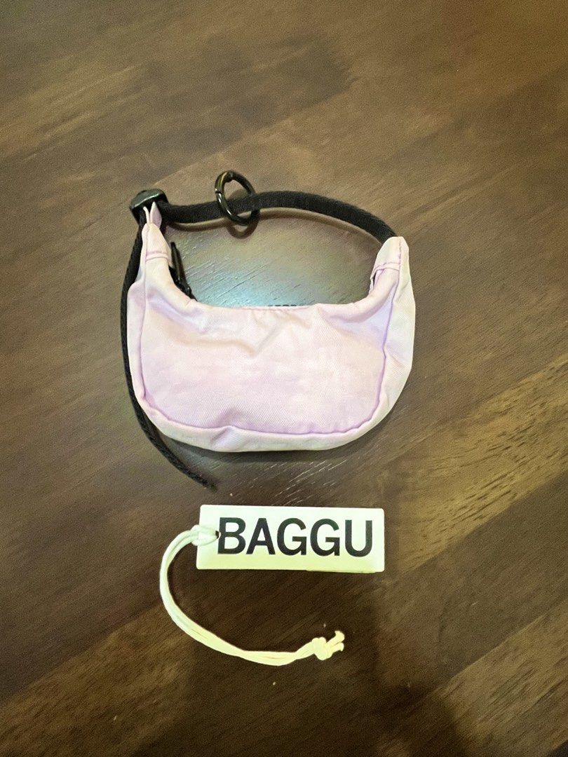 Authentic BAGGU Crescent Bag Charm in Peony/ Light pink (Category: Charms) located in Taguig. Submitted by declutteringprettyinpink (Listing ID 1460760727, Image 1). Description: 🎀 ALL ITEMS ARE AVAILABLE UNLESS MARKED AS SOLD/RESERVED. 🎀 Rfs: decluttering - No flaws 🎀 FIRST PAY, FIRST SERVED POLICY. 🎀 NO ORDER FORM, NO TRANSACTION. 🎀 MOP: Gcash 🎀 All items for sale are 100% AUTHENTIC. I do not buy, wear, nor sell fake products. ___________