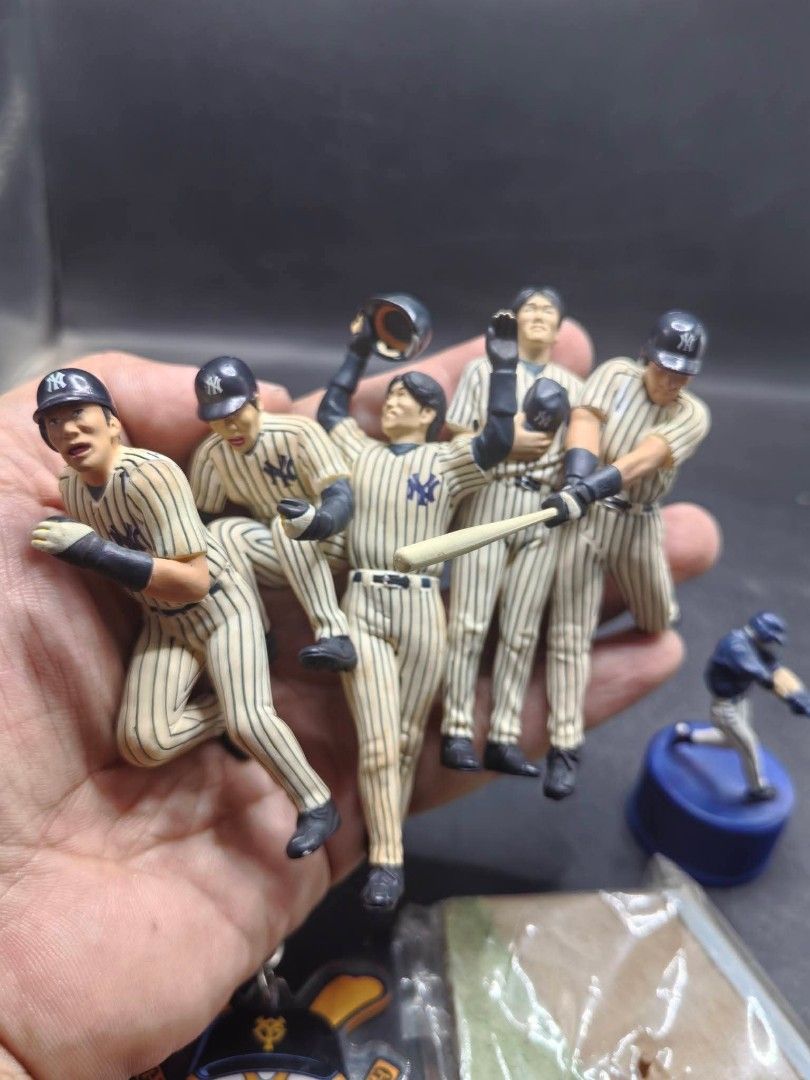 Baseball - Giants Merch Figure Displays (Category: Figurines & Statues) located in Cebu City. Submitted by dudes_villanueva (Listing ID 1460722837, Image 2). Description: Baseball - Giants Merch Figure Displays 8 Pcs Total 📌 1 Stand Lang Meron sold as is..