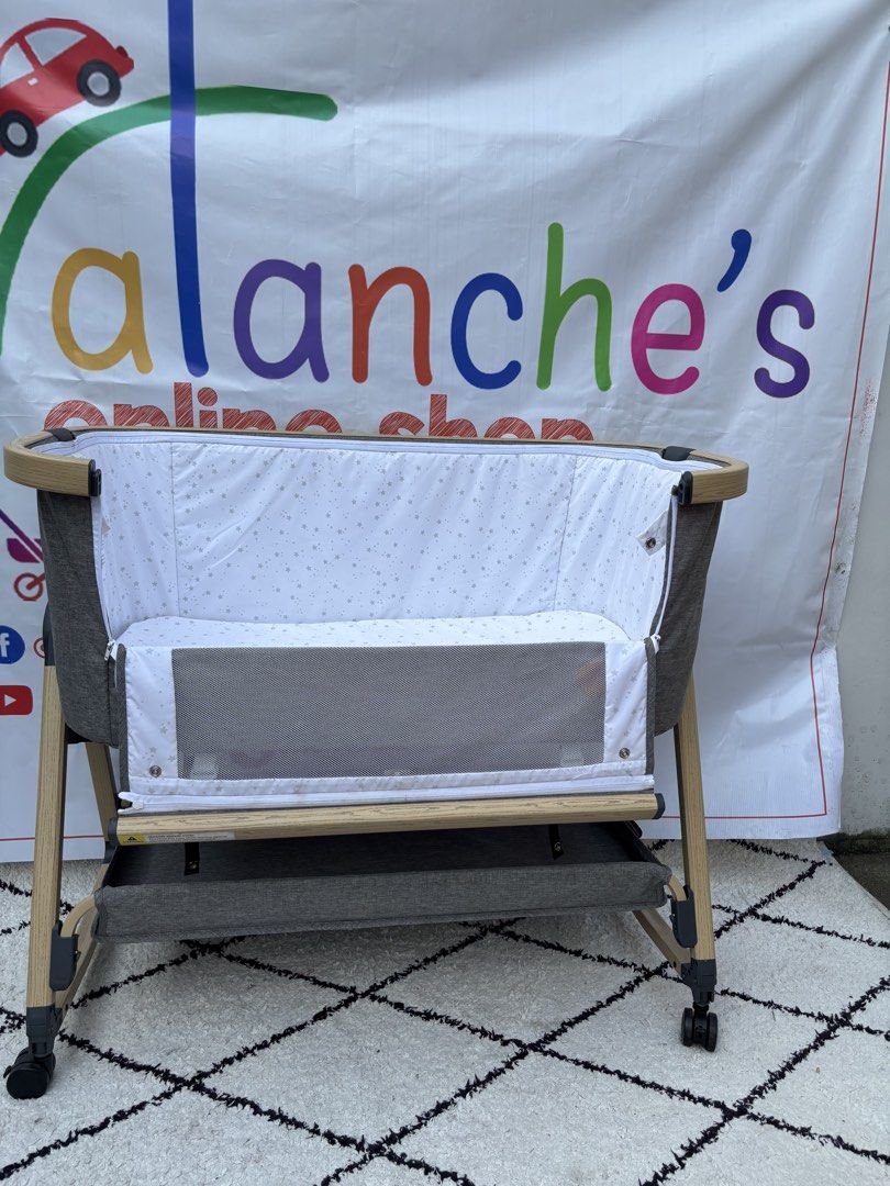 Bassinet Crib Rocker drop side from japan (Category: Cots & Cribs) located in Manila. Submitted by avalanchesonlineshopmainacount (Listing ID 1460812207, Image 3). Description: .