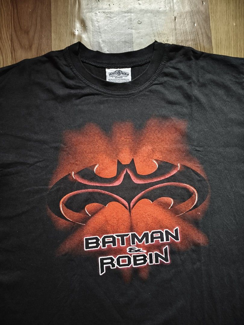 BATMAN & ROBIN (Category: Activewear) located in Maasin. Submitted by jonaldukaypickers (Listing ID 1460719829, Image 2). Description: BATMAN & ROBIN Tag Warner Bros size XL Dimension 23/31 Issue 2 pin hole nasa last picture Payment Gcash courier J&T FLASH LBC JRS Location Visayas Maasin Add ship Fee 80.