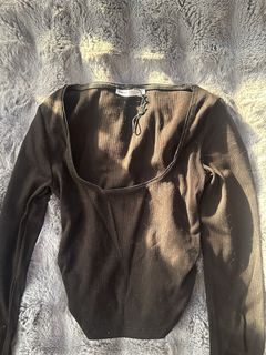 (Category: ) located in . Submitted by mar1ascloset_ (Listing ID 1460894574, Image 1). Description: .