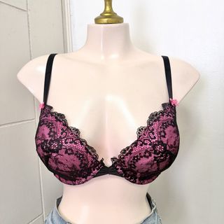 (Category: ) located in . Submitted by k_intimates (Listing ID 1460781734, Image 1). Description: .