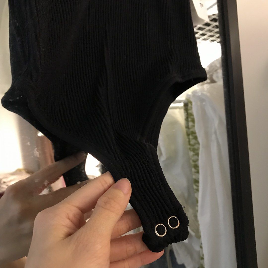 Black Bodysuit (Category: Undergarments & Loungewear) located in Naga. Submitted by swiftiestone (Listing ID 1460758764, Image 3). Description: .